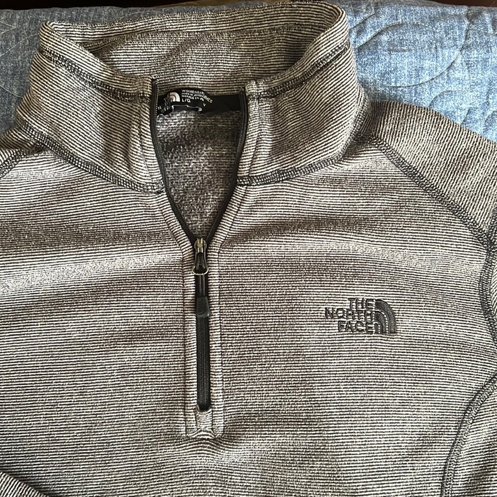 North Face fleece, size medium, black and white